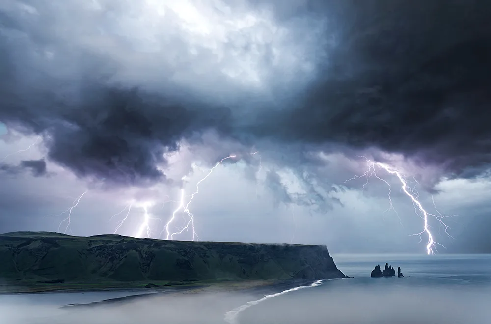a storm approaching with heavy thunder